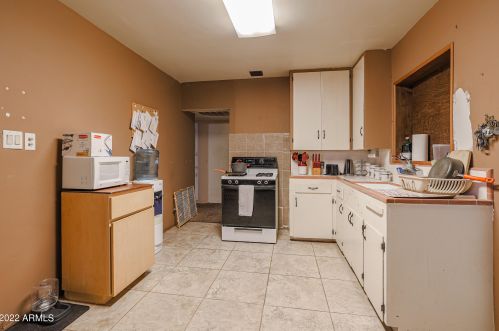 1602 Atlanta Ave, Phoenix AZ 85040-2708 exterior