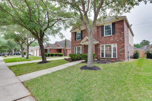 20522 Coleridge Ln, Richmond TX  77407-6373 exterior