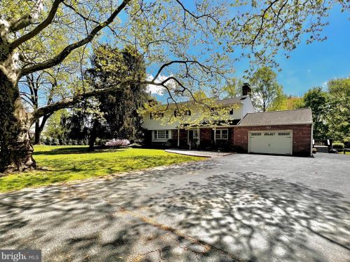 621 Red Bank Ave, West Deptford, NJ 08096-4903