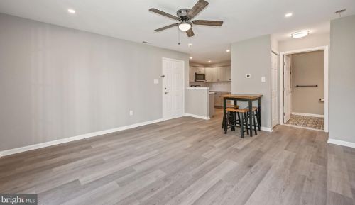 1162 Tristram Cir, West Deptford NJ  08051-2239 exterior