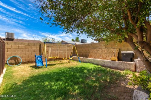 1444 Carson Rd, Phoenix AZ  85041-6711 exterior