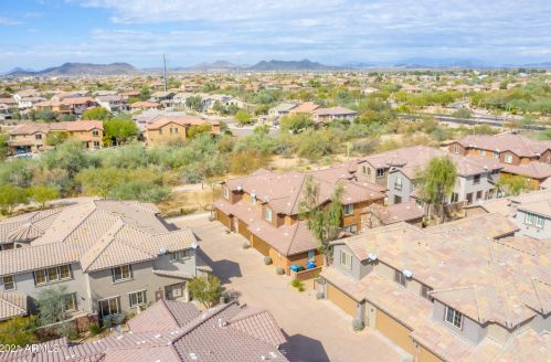 21824 39 St, Phoenix AZ 85050-4881 exterior