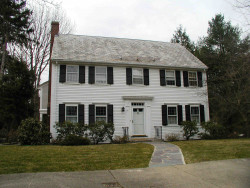83 Bonad Rd, Newton, MA 02465-2948