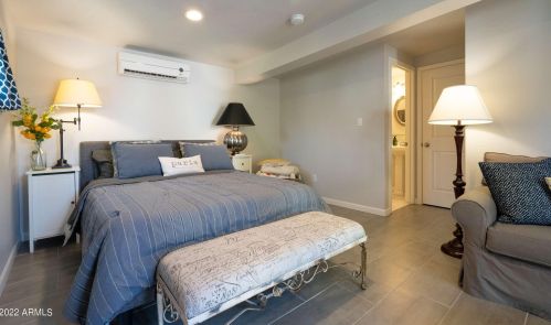 1815 11 Ave, Phoenix AZ 85021-4415 exterior