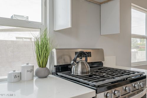 1626 Adams St, Phoenix AZ  85007-2606 exterior