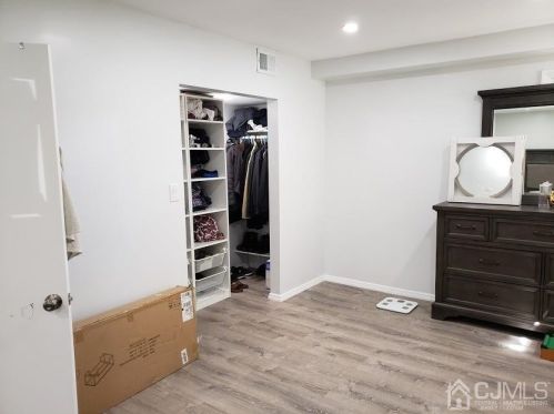 78 Hagaman St, Carteret NJ  07008-1946 exterior