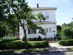 74 Boyd St, Newton, MA 02458-1502