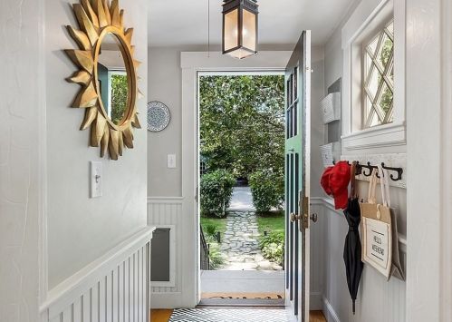 438 Main St, Acton MA  01720-3810 exterior