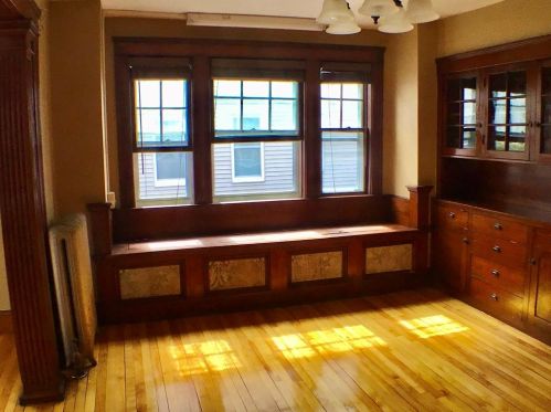 114 Sterling St, Worcester, MA 01610-2022