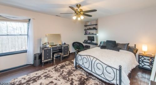 8 Jenny Ln, Wantage NJ  07461-4550 exterior