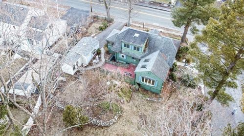 822 Summer St, Lynnfield MA 01940-2062 exterior