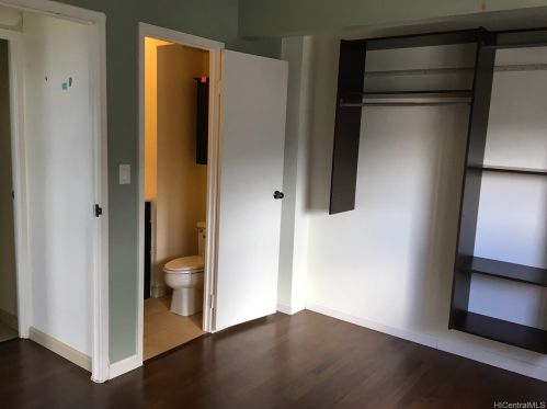 1571 Piikoi St, Honolulu HI 96822-4085 exterior