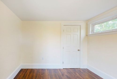 6 Pine Grove St, Milton MA  02186-4314 exterior