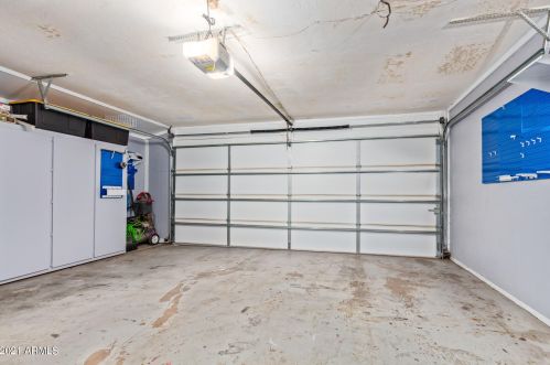 3736 Charter Oak Rd, Phoenix AZ 85032-7452 exterior