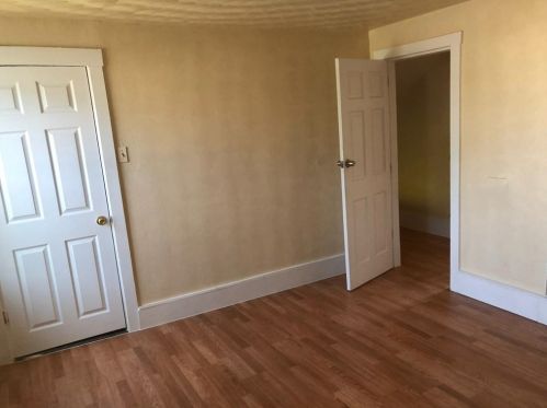 9 Barclay St, Worcester MA 01604-4234 exterior