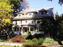 77 Montvale Rd, Newton, MA 02459-1362