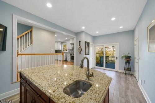 3 Arlyn Ln, Dover NJ 07869-4769 exterior