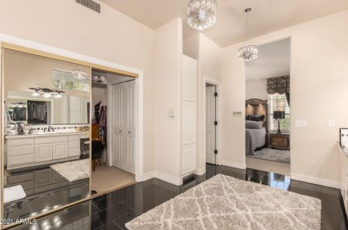 14828 15th Ave, Phoenix AZ 85015-3806 exterior