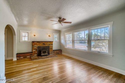 1631 Earll Dr, Phoenix AZ  85015-6159 exterior