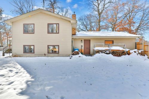 1006 12th St, Princeton MN 55371-1009 exterior