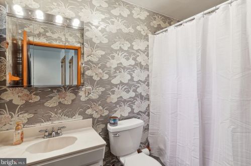 2204 15 St, Philadelphia PA 19132-4414 exterior