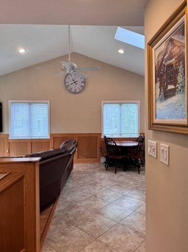 528 Essex Ave, Gloucester MA 01930-2005 exterior