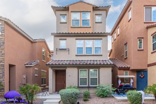 2016 77th Ln, Phoenix AZ  85035-5122 exterior