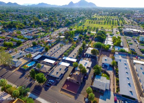 4221 27th St, Phoenix AZ 85016-5703 exterior