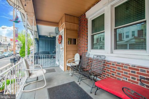 6246 Hazel Ave, Philadelphia, PA 19143-2226