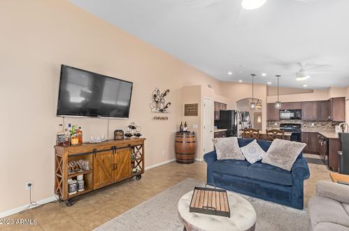 2029 Angela Dr, Phoenix AZ 85032-2351 exterior