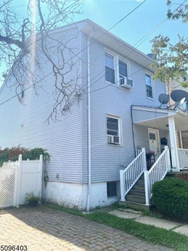 30 Salter Pl, Belleville, NJ 07109-1127