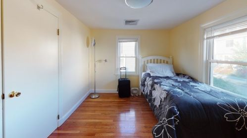 38 Ashton St, Everett MA  02149-1630 exterior