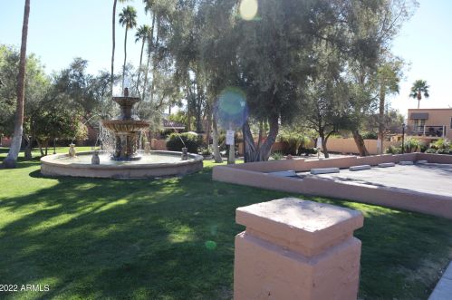 10428 7th Pl, Phoenix AZ 85020-1541 exterior