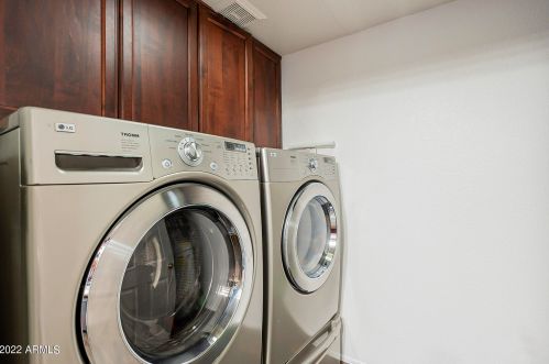 125 Beck Ln, Phoenix AZ 85032-4293 exterior