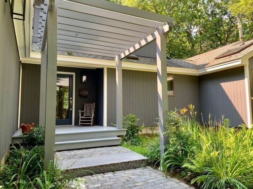 30 Butterhill Rd, Amherst, MA 01002-9737