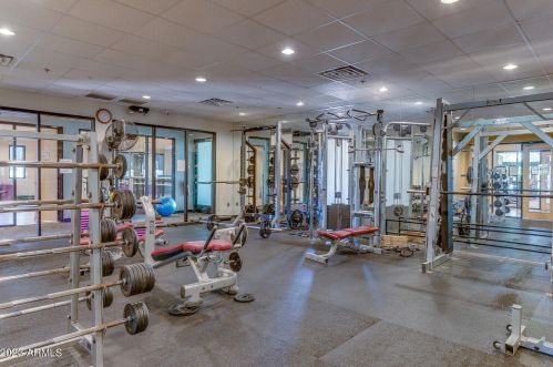 22110 36th St, Phoenix AZ  85050-7392 exterior