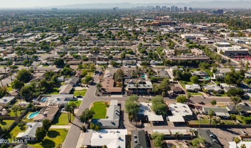 908 Claremont St, Phoenix AZ 85015-2028 exterior