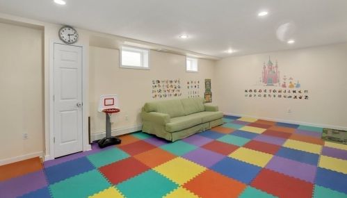 922 Furnace Brk Pkwy, Quincy MA 02169-2304 exterior