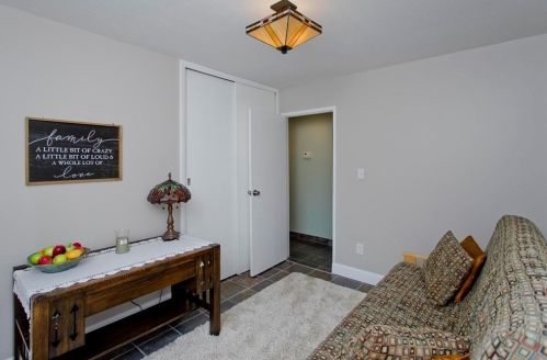 95 Llewellyn Dr, Montgomery MA 01085-2513 exterior