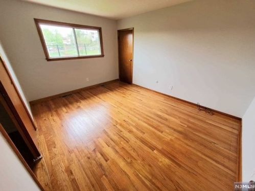 20 Midland Ave, Kearny NJ 07032-2783 exterior