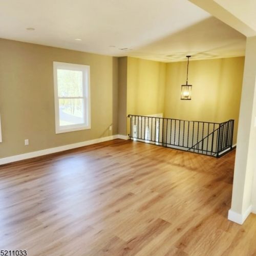 316 Stonetown Rd, Skyline Lakes NJ  07456-1216 exterior