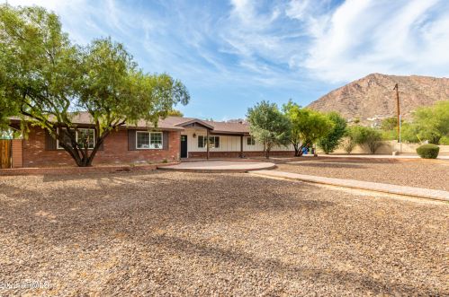 4450 54th St, Phoenix AZ 85018-1905 exterior