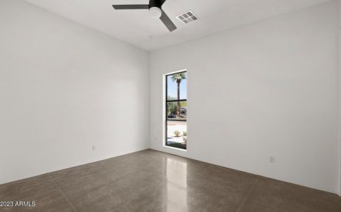 2205 Clarendon Ave, Phoenix AZ  85015-5436 exterior