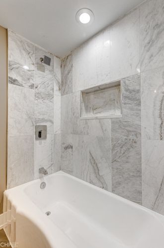 3235 Maple Ave, Forest View IL 60402-1250 exterior