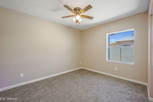 1359 Clarendon Ave, Phoenix AZ  85013-3330 exterior