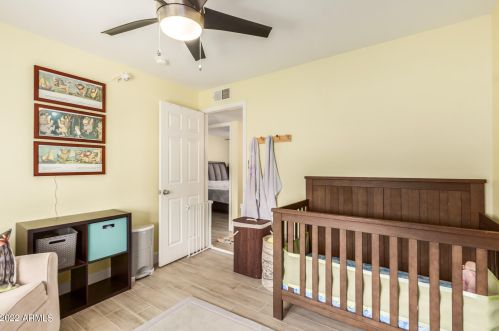 13214 40 Pl, Phoenix AZ 85050-7229 exterior