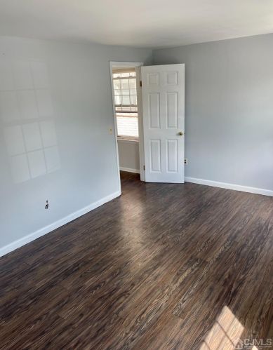 20 Lincoln Ave, Carteret NJ 07008-3115 exterior