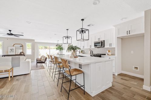 4225 34th Pl, Phoenix AZ  85018-4737 exterior