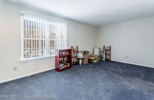 21 Birch Ln, Tinton Falls NJ 07724-3471 exterior