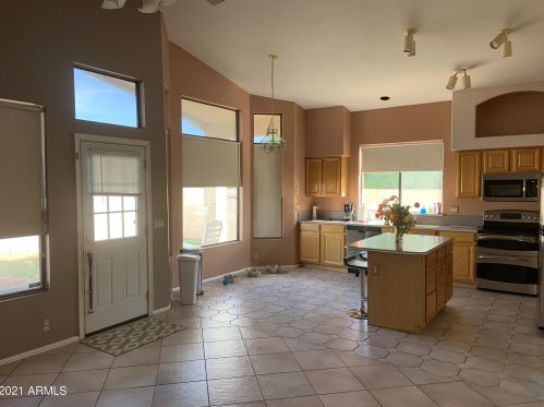 20039 21, Phoenix AZ 85024-1212 exterior